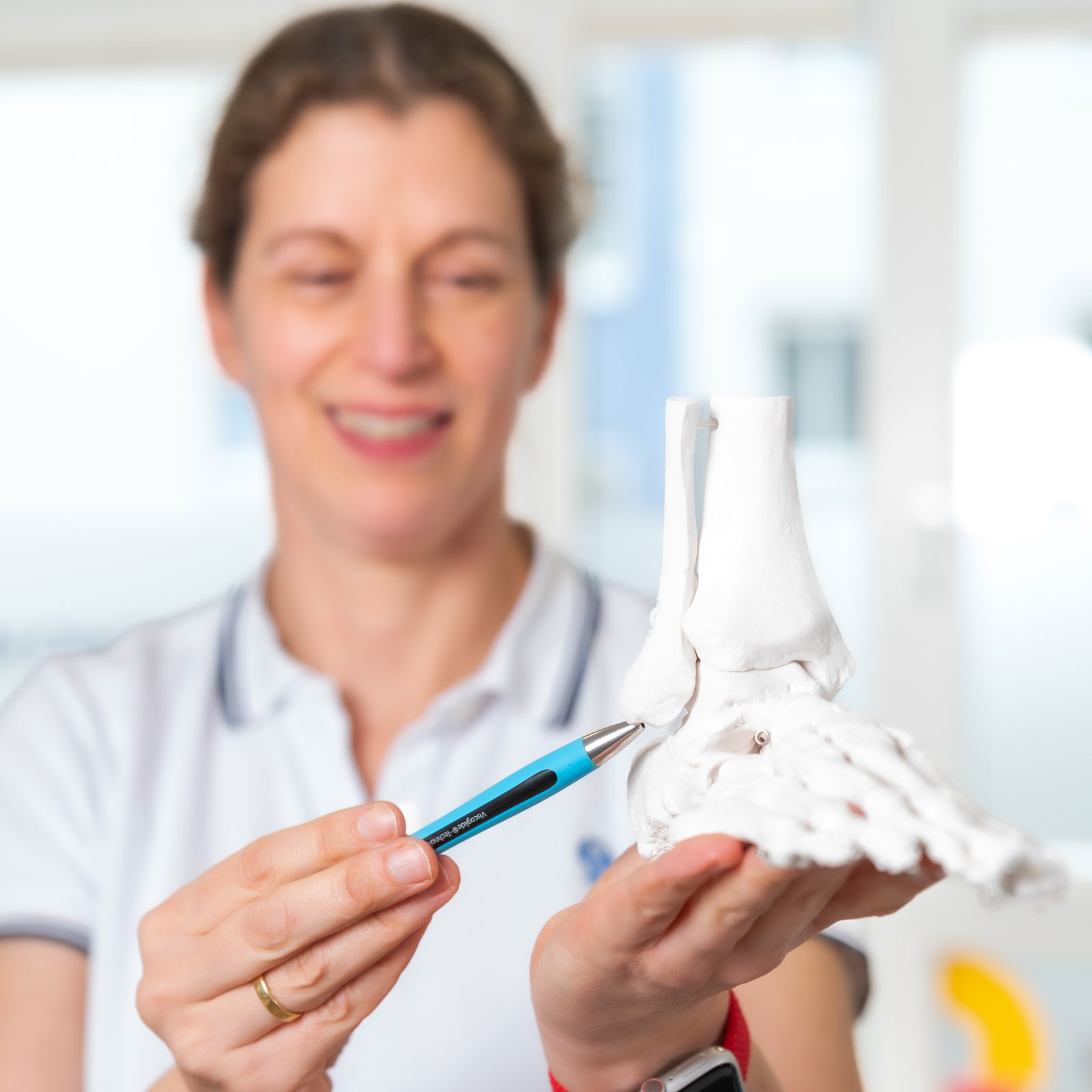 PRIVAT­PRAXIS FÜR ORTHOPÄDIE & SCHMERZ­THERAPIE IN ERLANGEN | ORTHO MEDIS DIETZ
